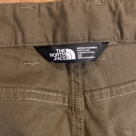 The North Face Khaki Green Pants - Picture 3 of 3